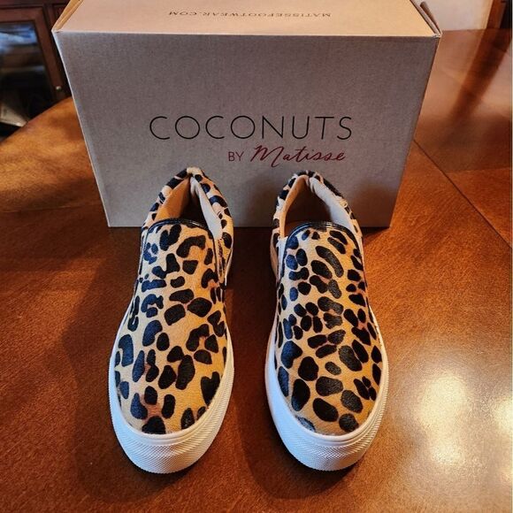 Coconuts by Matisse, 6.5, Leather Fur Leopard Animal Print Slip On Sneaker Flats - Picture 2 of 9